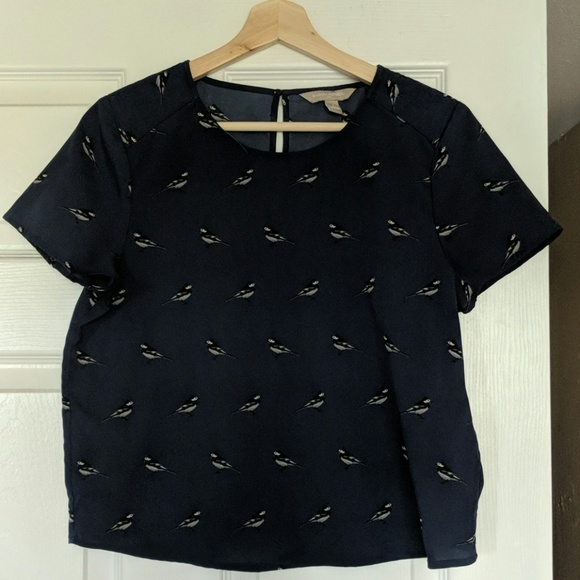 Banana Republic Tops - Banana Republic bird print blouse